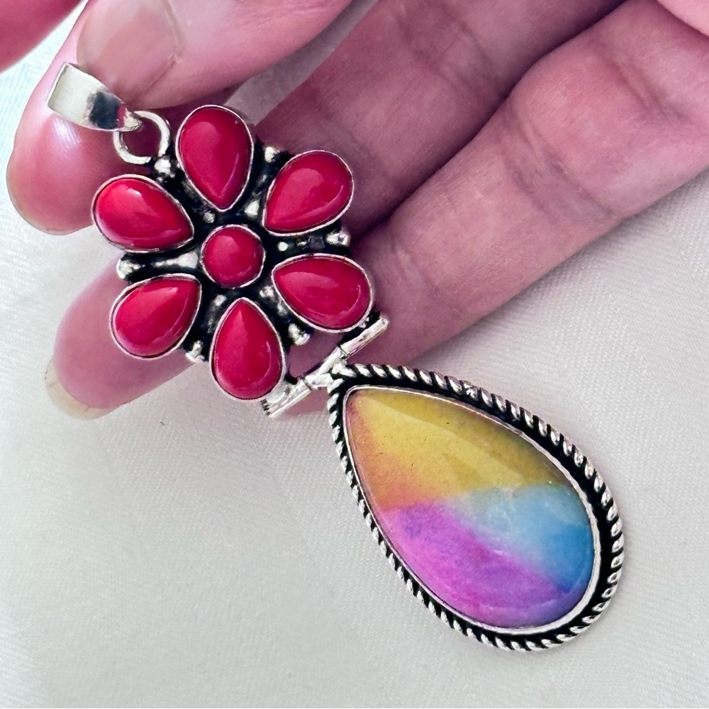 Artisan Jewelry Red Coral Floral Pendant with Multicolor Teardrop Handcrafted - Picture 5 of 15